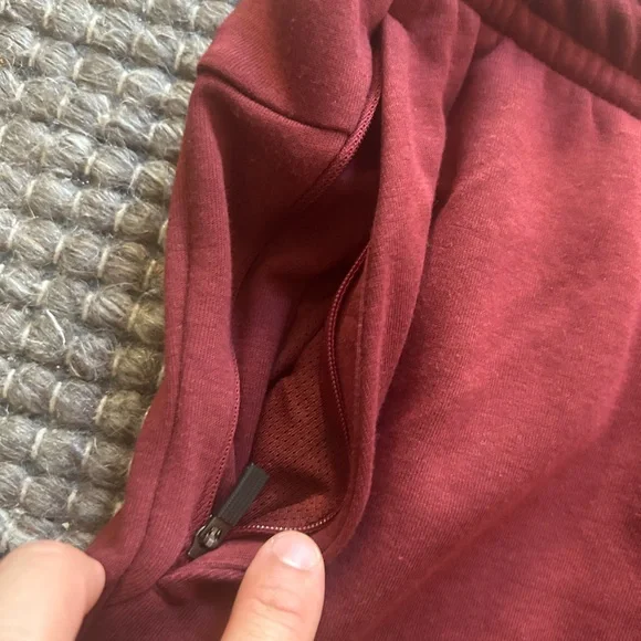 NEW! Nike Training Primary Fleece Dri-FIT UV Performance Joggers - Picture 10 of 17